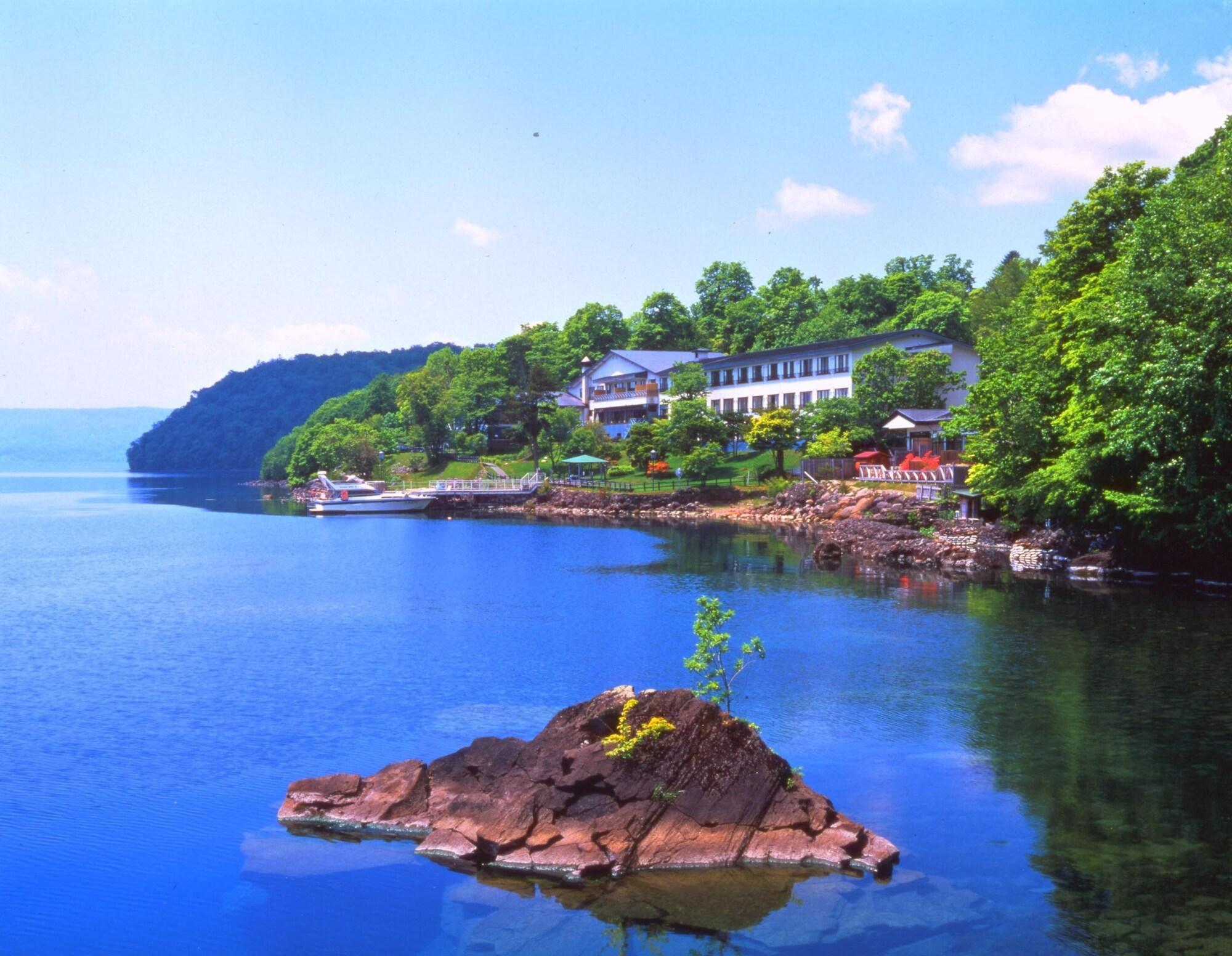 Отель Marukoma Onsen Ryokan Титосе Экстерьер фото